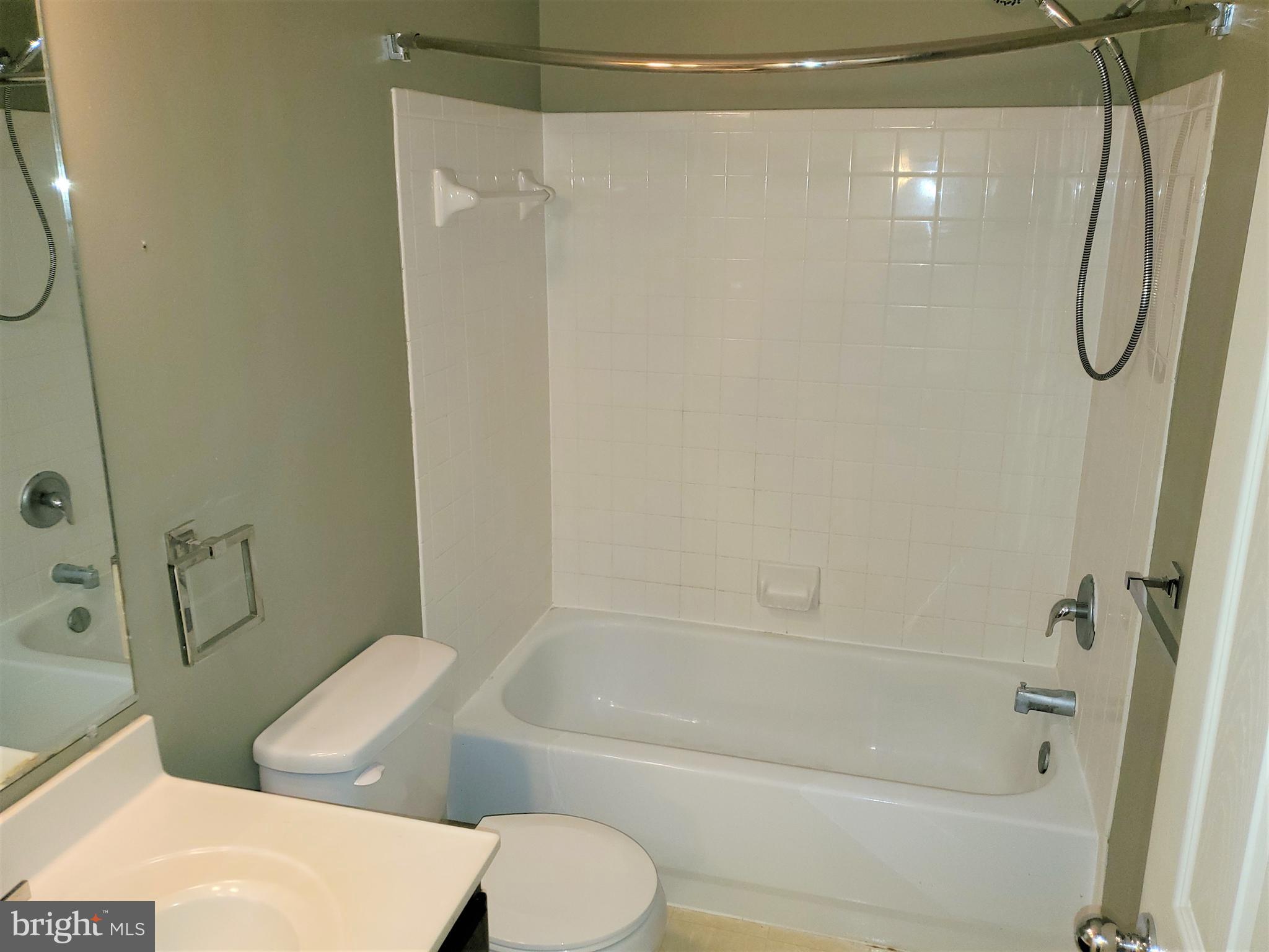 505 Buttonwoods Road Elkton, MD 21921 - Photo 10 of 17 Hall bath