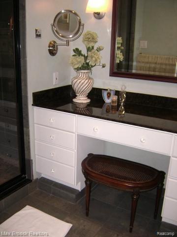 17310 Beverly Road Franklin, MI 48025 - Photo 16 of 24 Master_Vanity