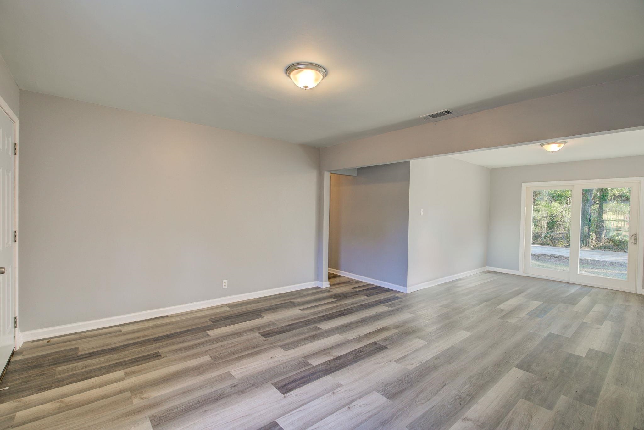 1408 Warren Drive Daphne, AL 36526 - Photo 5 of 22 Living Room