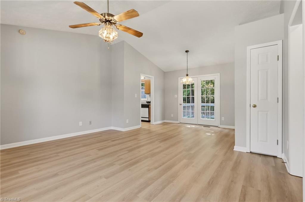 3604 Akers Court High Point, NC 27263 - Photo 5 of 32