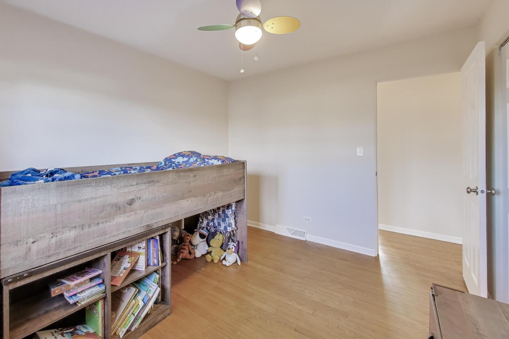 4N405 2nd Avenue Addison, IL 60101 - Photo 16 of 30