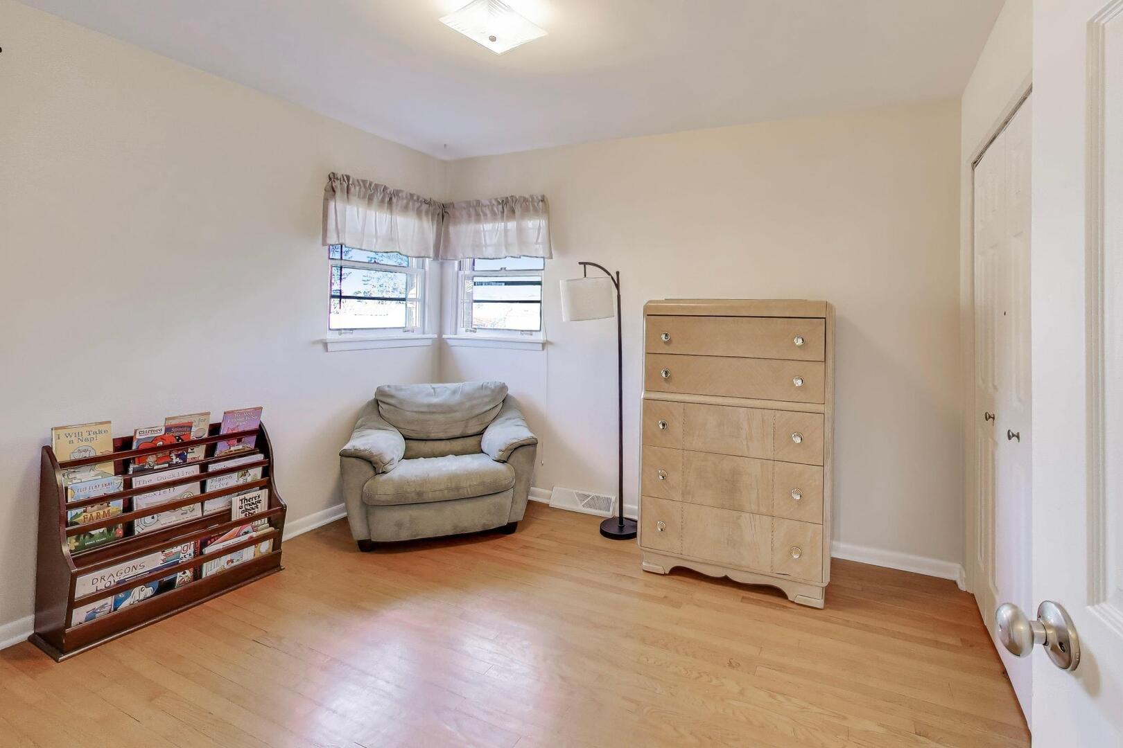 4N405 2nd Avenue Addison, IL 60101 - Photo 17 of 30