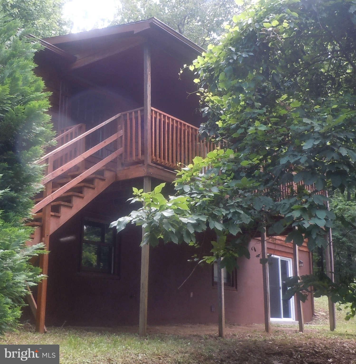675 Jonathan Road Linden, VA 22642 - Photo 4 of 15 Exterior Front