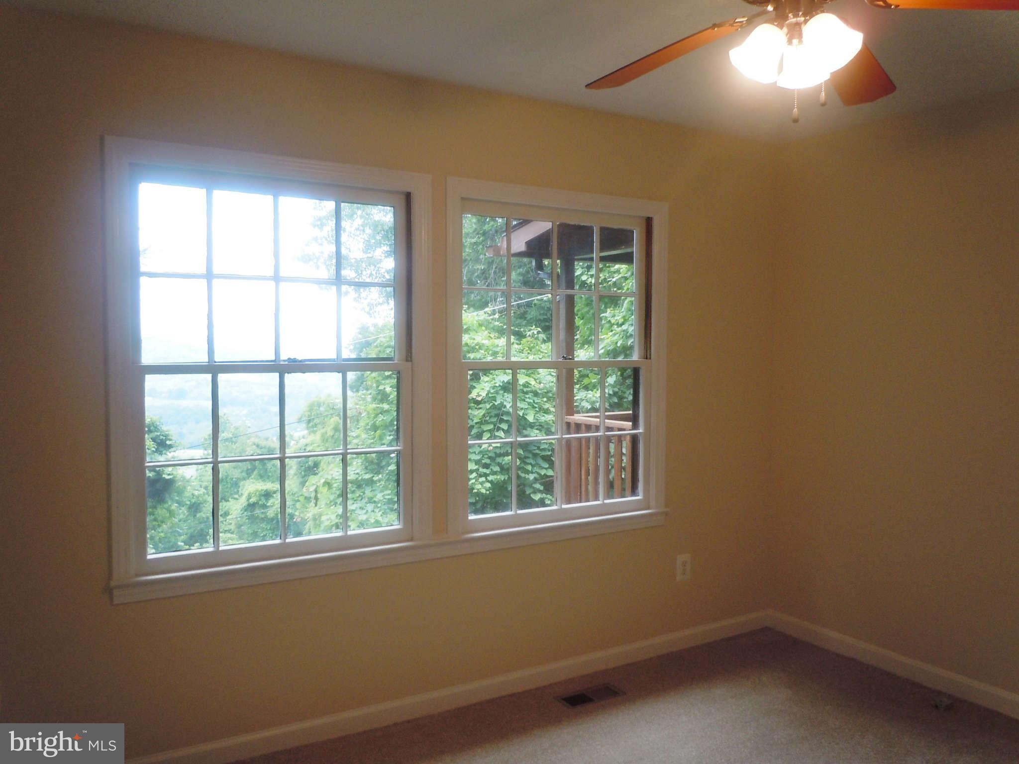 675 Jonathan Road Linden, VA 22642 - Photo 8 of 15 Bedroom