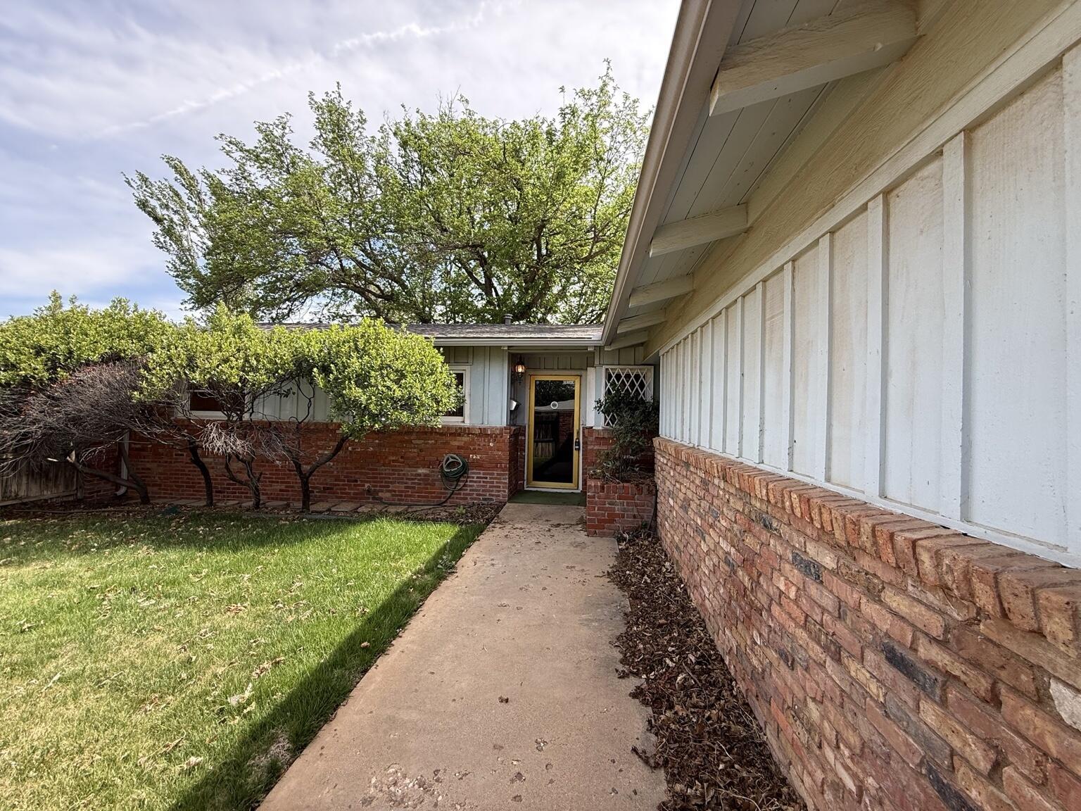 2813 57th Street Lubbock, TX 79413 - Photo 11 of 15 2813-57th-photo-5