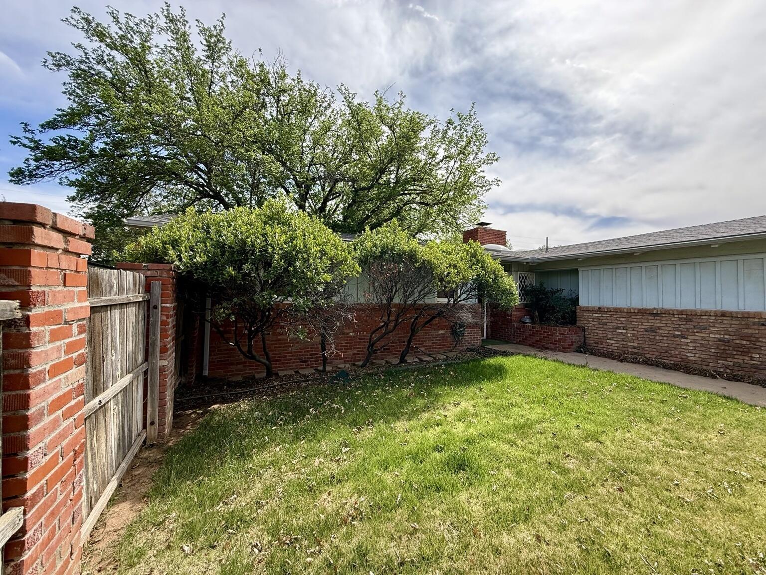 2813 57th Street Lubbock, TX 79413 - Photo 10 of 15 2813-57th-photo-4