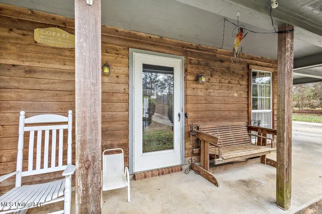 $265,000 | 1408 Dunn Road, Terry, MS 39170