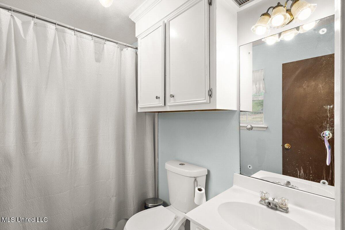 1408 Dunn Road Terry, MS 39170 - Photo 9 of 20 HTP_7668