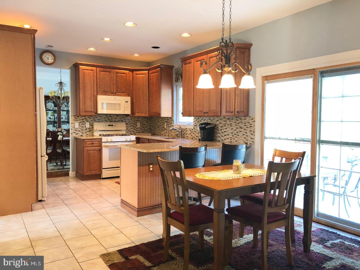 17 Cranberry Lane Riverside, NJ 08075 - Photo 8 of 23 Kitchen