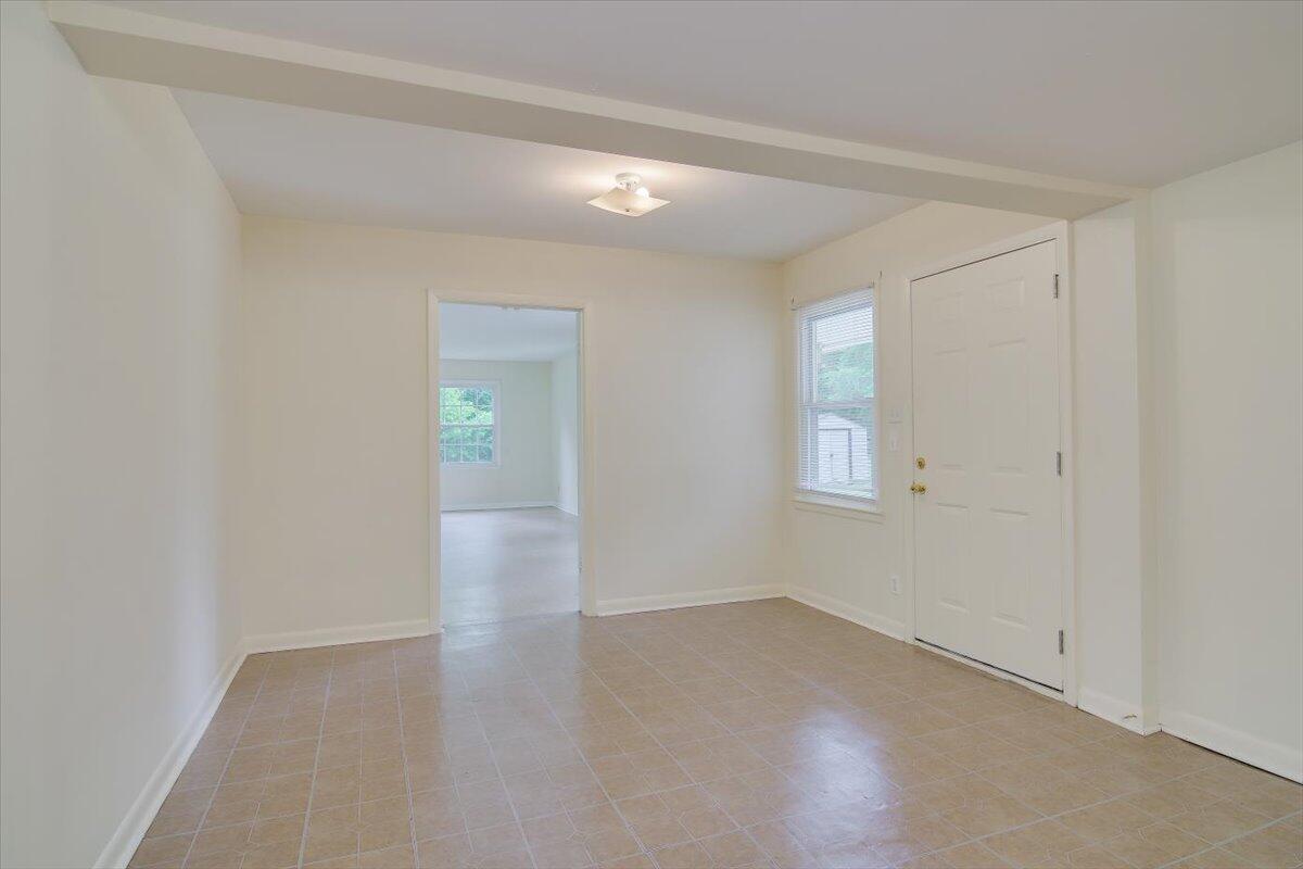 711 B Cedar Rock Road, Unit B Thomson, GA 30824 - Photo 11 of 35 10-011-