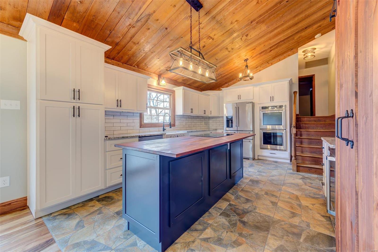 8400 Sommertyme Drive Eureka, MO 63025 - Photo 21 of 60