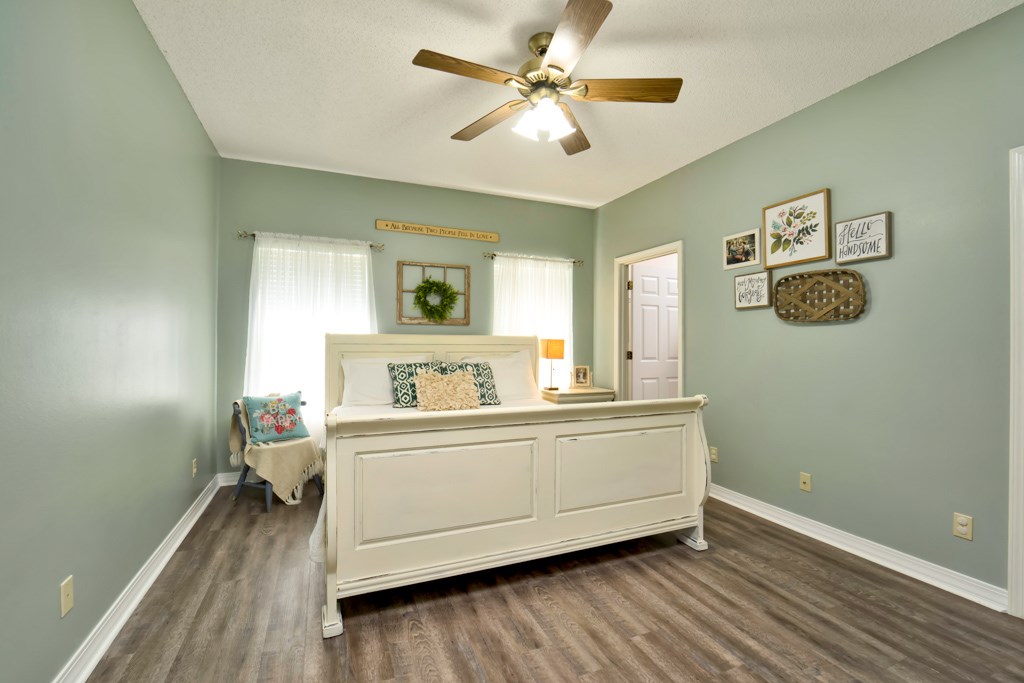 28549 Canterbury Road Daphne, AL 36526 - Photo 15 of 20