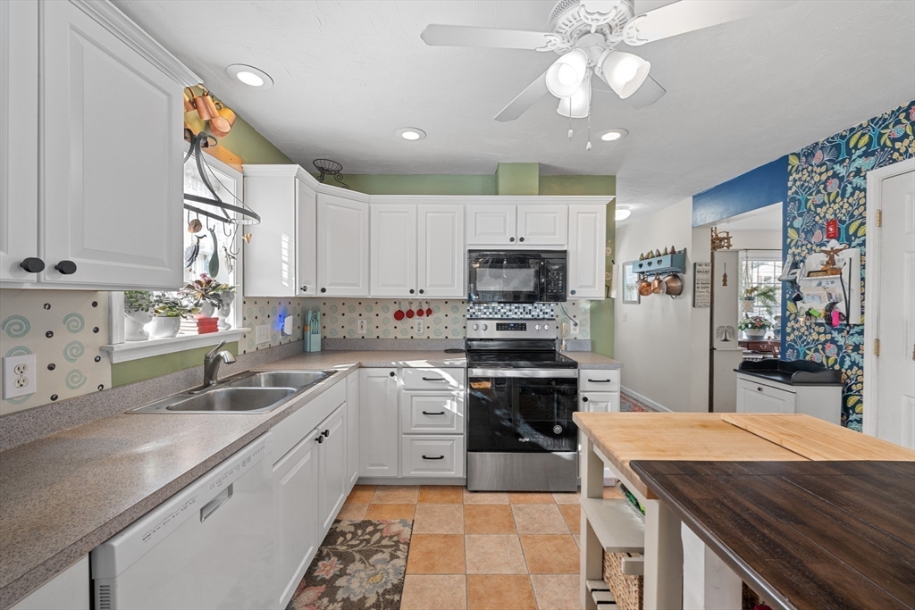 5 Glen Echo Shore Road Charlton, MA 01507 - Photo 14 of 42