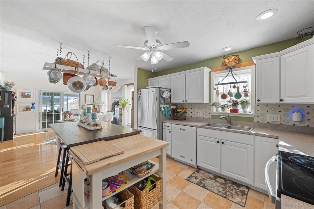 5 Glen Echo Shore Road Charlton, MA 01507 - Photo 16 of 42