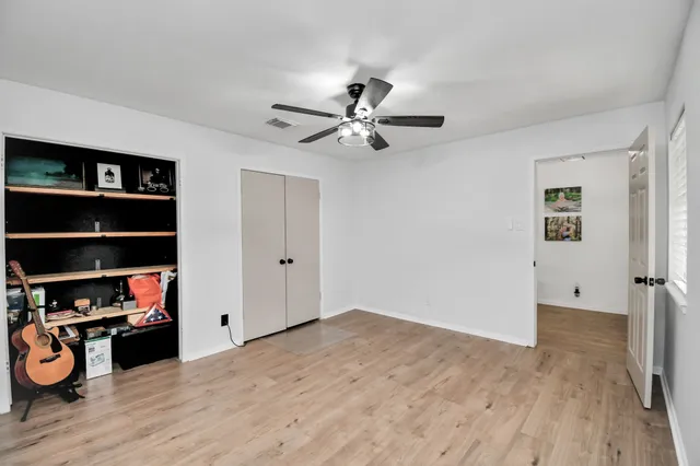 a view of a livingroom with storage