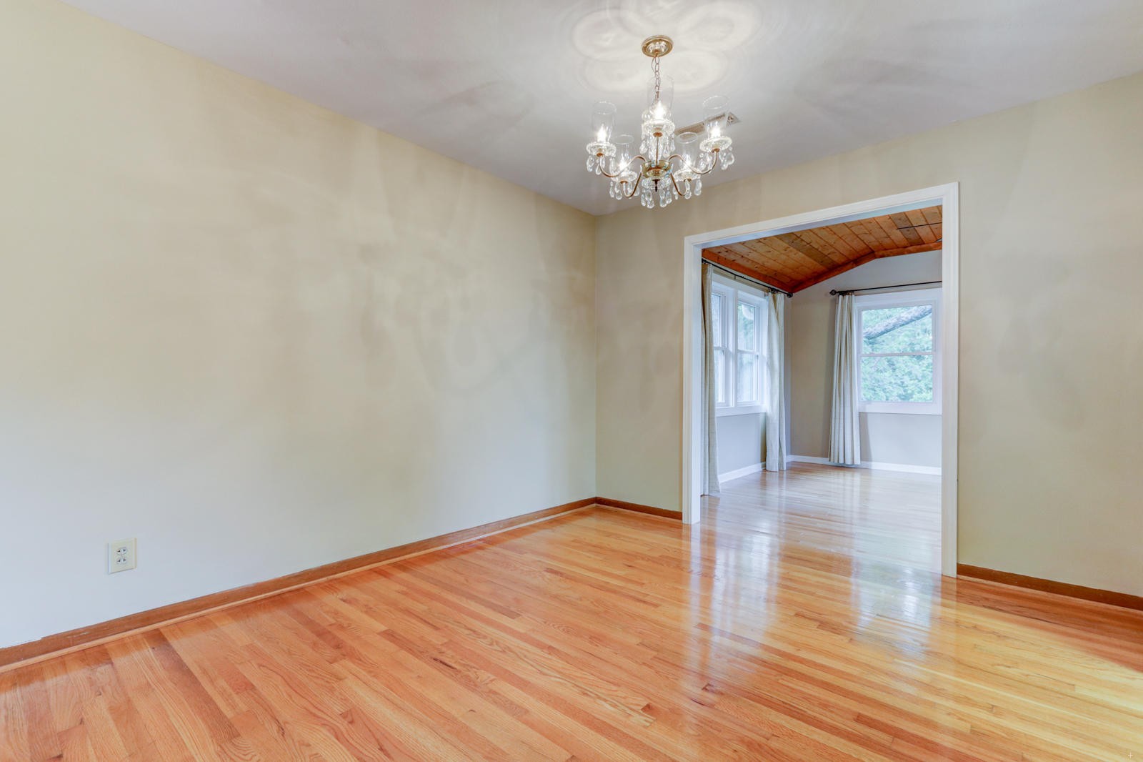 304 Clearfield Road Southwest Knoxville, TN 37922 - Photo 8 of 21 Gallery Image 8
