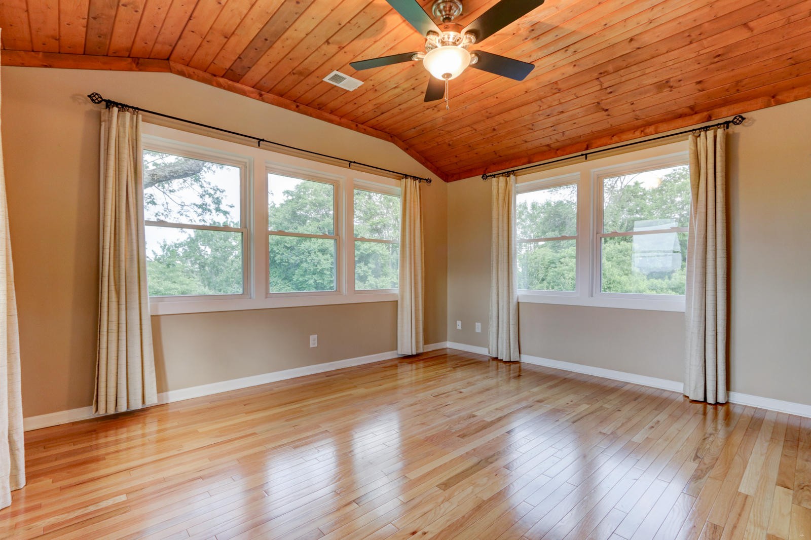 304 Clearfield Road Southwest Knoxville, TN 37922 - Photo 10 of 21 Gallery Image 10