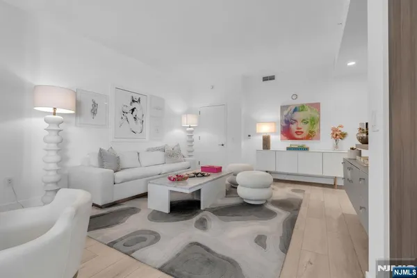 $2,625,000 | 350 Ocean Avenue, Unit 305, Long Branch, NJ 07740