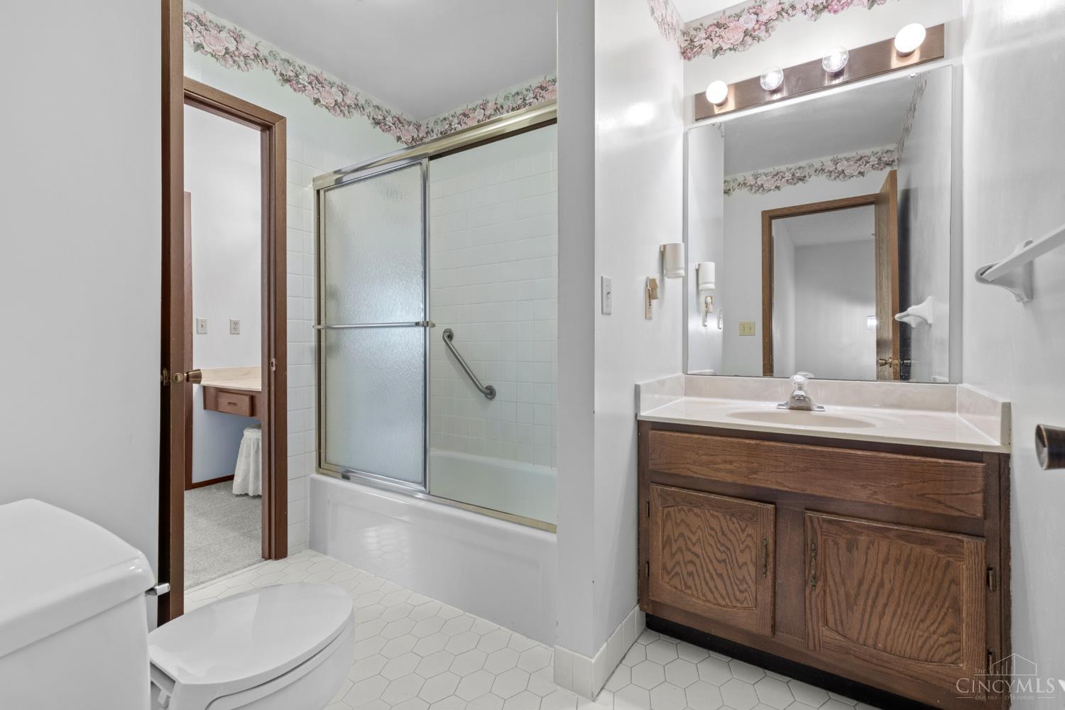 3313 North Bend Road, Unit F Cincinnati, OH 45239 - Photo 26 of 53