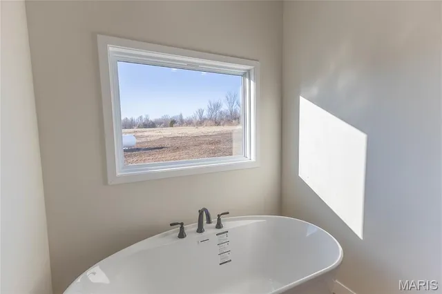 $430,000 | 11290 Green Acres Trail, Hannibal, MO 63401