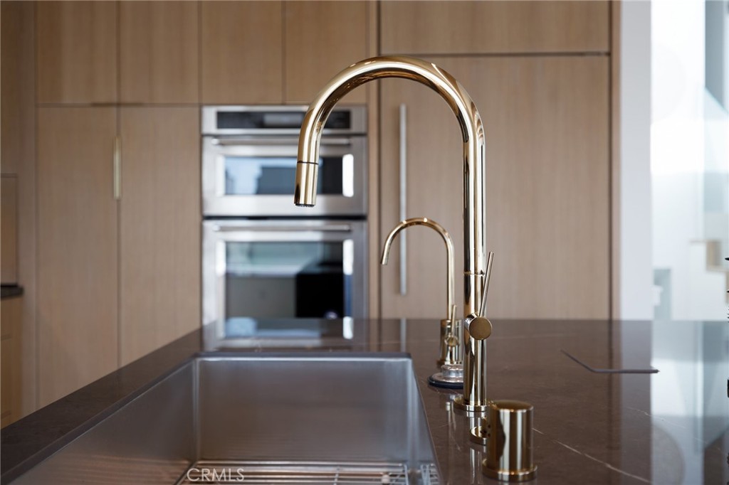 4310 Ocean Drive Manhattan Beach, CA 90266 - Photo 14 of 54 a view of livingroom with fireplace