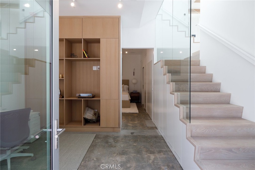 4310 Ocean Drive Manhattan Beach, CA 90266 - Photo 44 of 54 a view of entryway and hall with a dining table