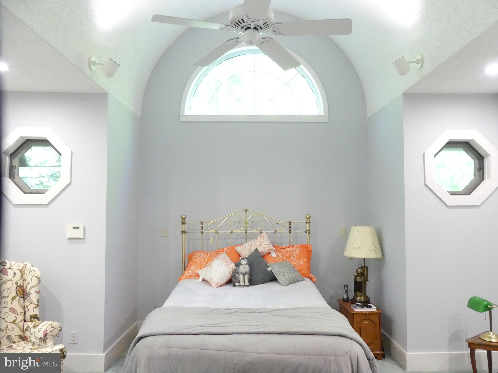 12610 Timber Grove Road Reisterstown, MD 21136 - Photo 21 of 42 Lots of sunlight