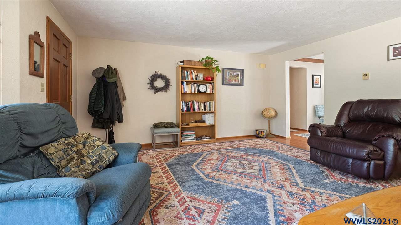 29082 Tampico Road Corvallis, OR 97330 - Photo 10 of 31 Gallery Image 10