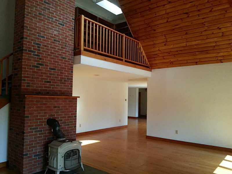 16 Landing Road West Bath, ME 04530 - Photo 8 of 29 Interior Space/Layout.