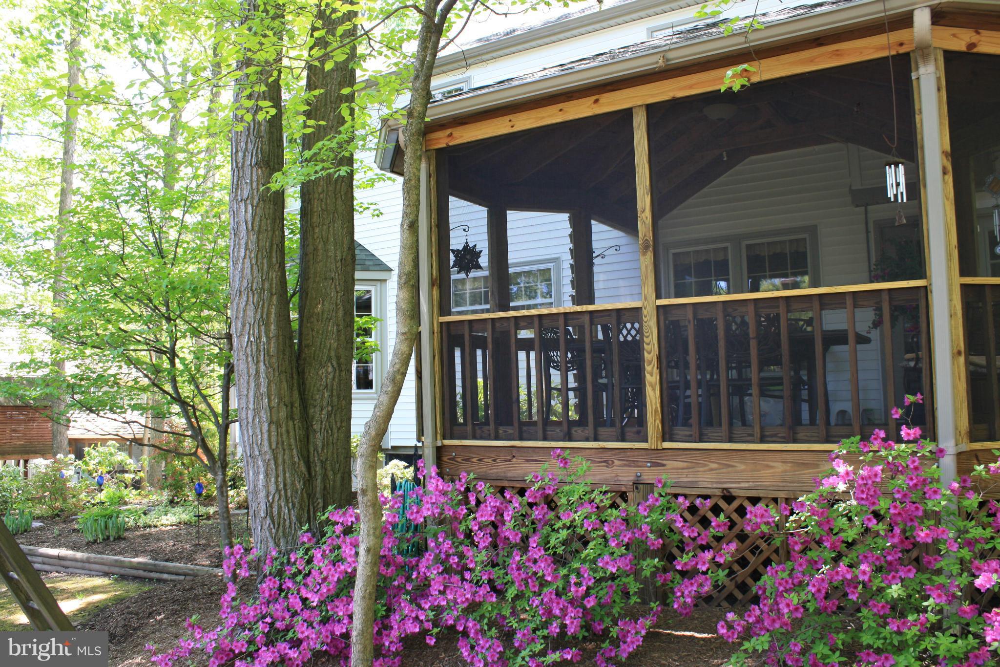 1603 Stowe Road Reston, VA 20194 - Photo 14 of 30 a view of a wooden fence