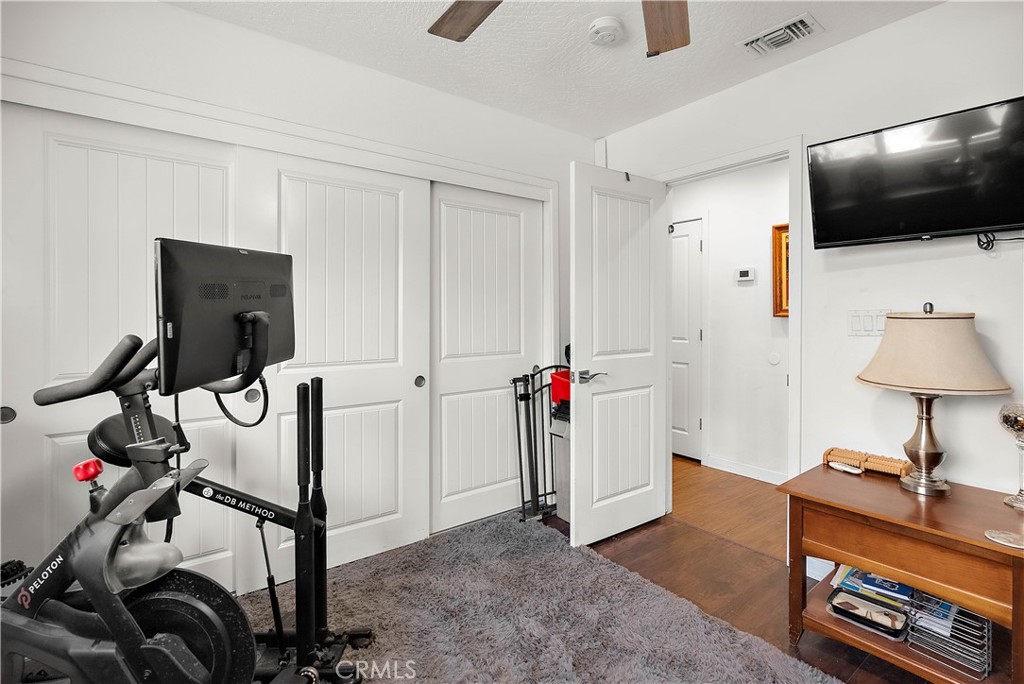 24444 Scotch Lane Colton, CA 92324 - Photo 24 of 43 a view of a room with gym equipment
