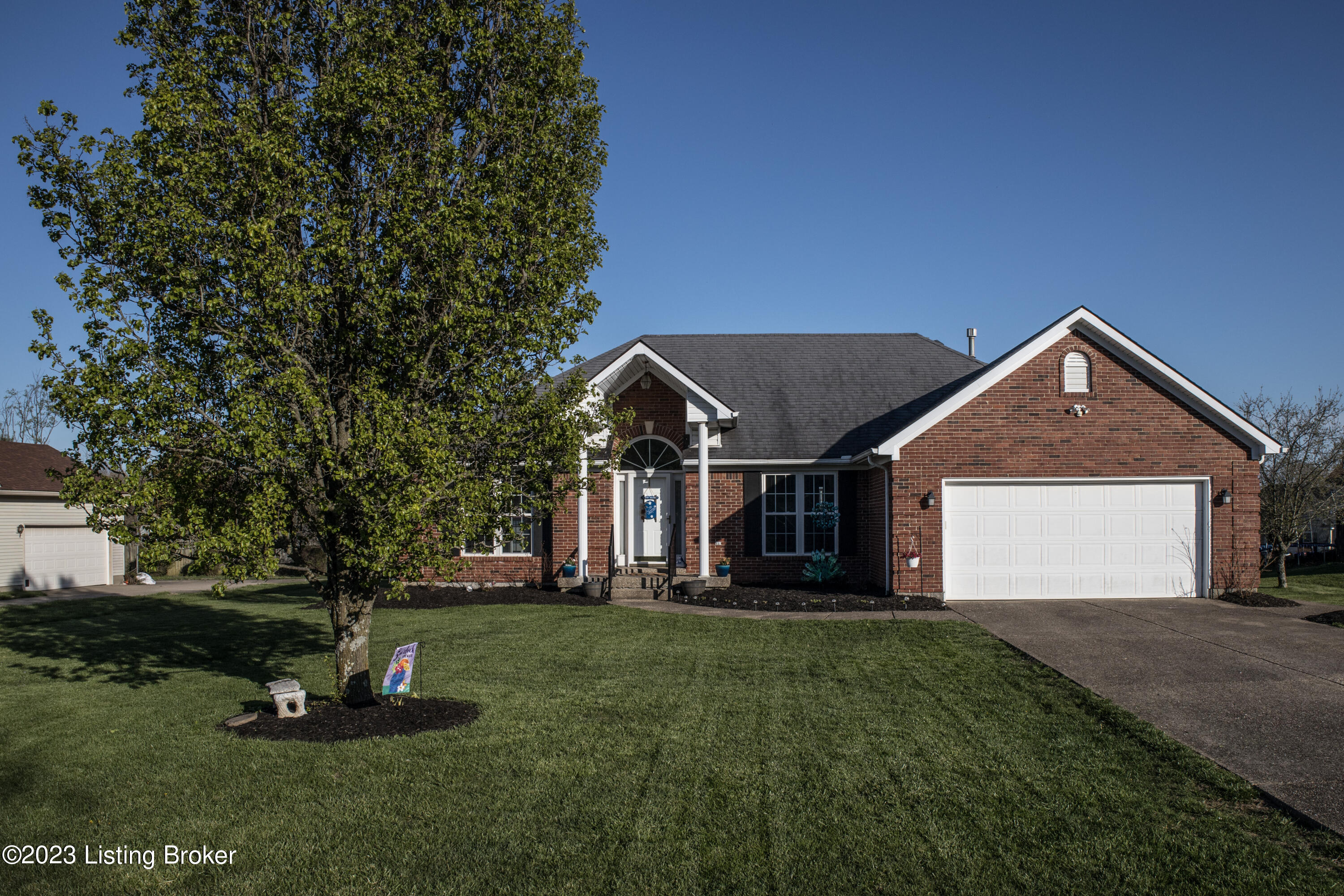 2303 Willow Reed Road La Grange, KY 40031 - Photo 3 of 31 2