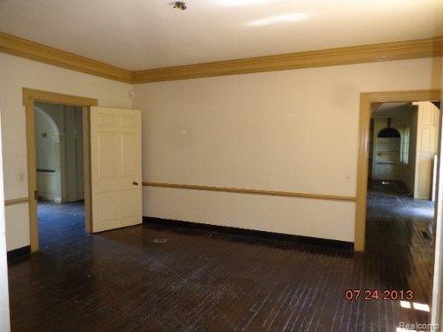 17471 Hamilton Road Highland Park, MI 48203 - Photo 13 of 33 DSC08844 (500x375).jpg