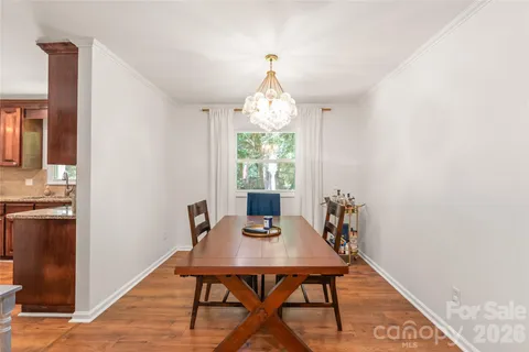 $525,000 | 425 Regency Drive, Charlotte, NC 28211