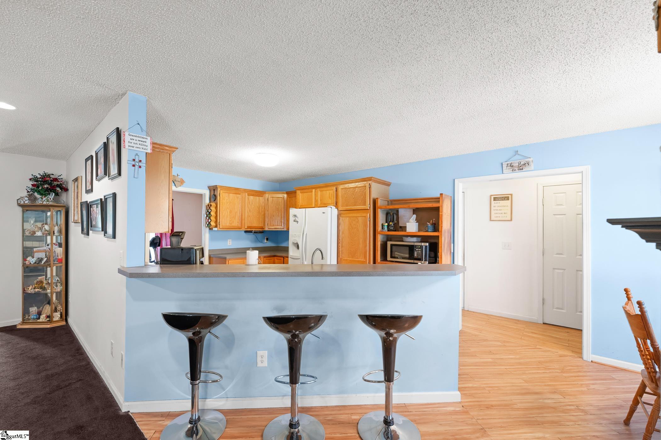 2883 North Highway 101 Greer, SC 29651 - Photo 9 of 40
