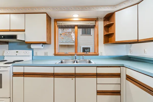 $785,000 | 4276 Echo Cove, Manitou Beach, MI 49253