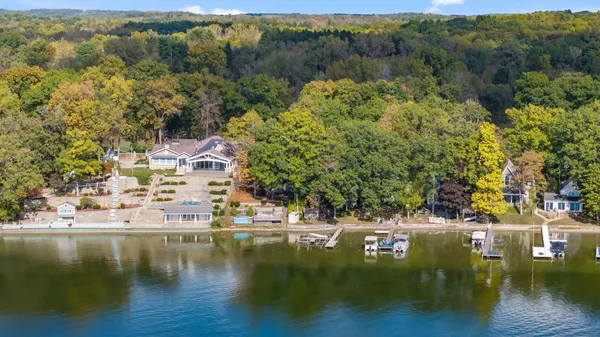 $785,000 | 4276 Echo Cove, Manitou Beach, MI 49253