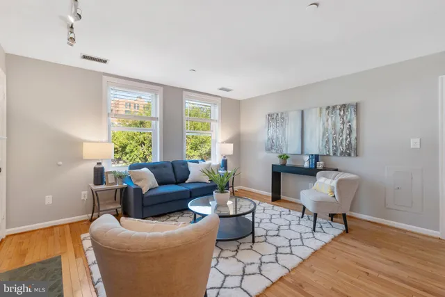 $475,000 | 730 11th Street Northeast, Unit 203, Washington, DC 20002