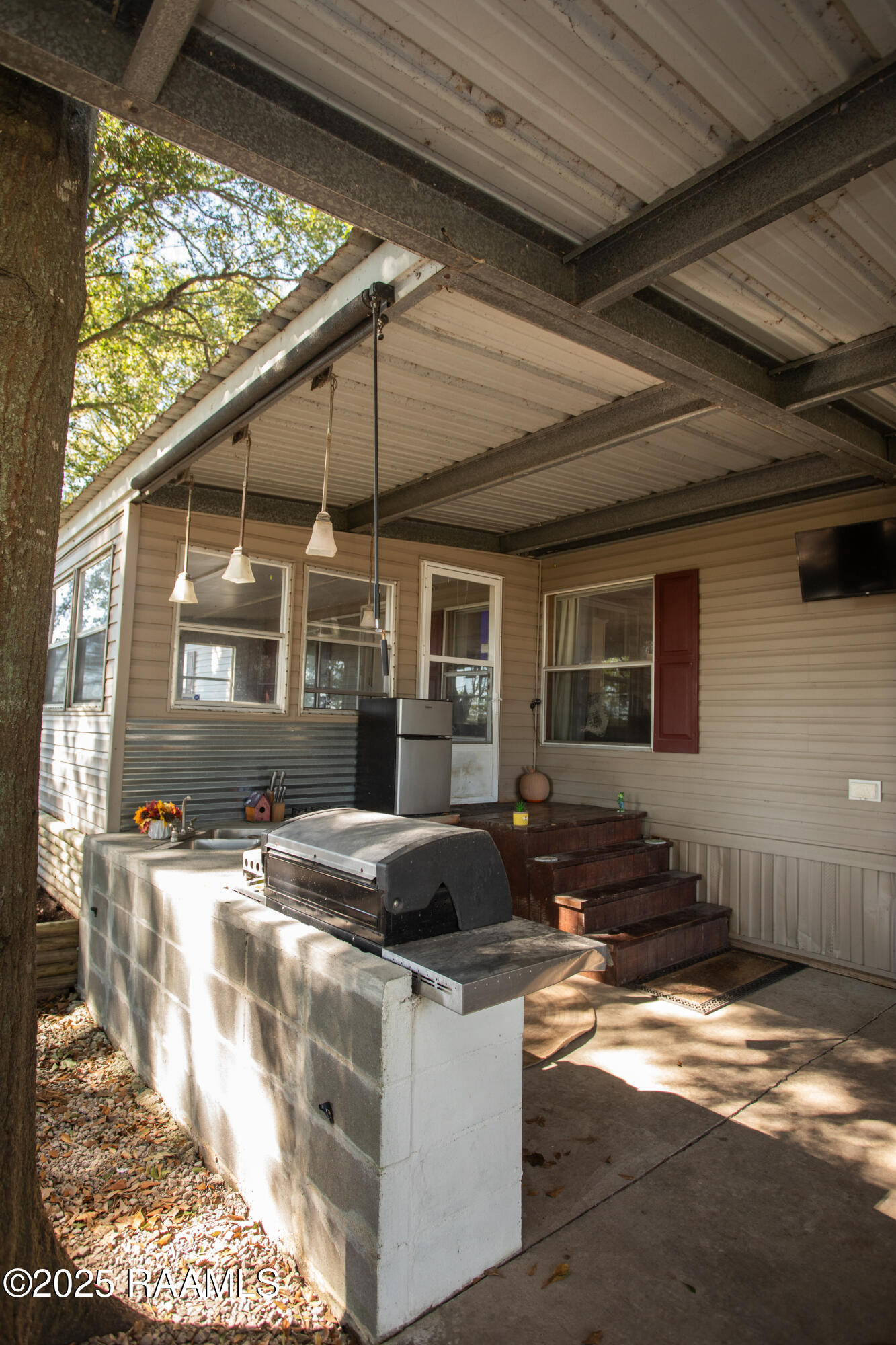 164 Dove Street Rayne, LA 70578 - Photo 5 of 29 23_164DoveSt_M410347