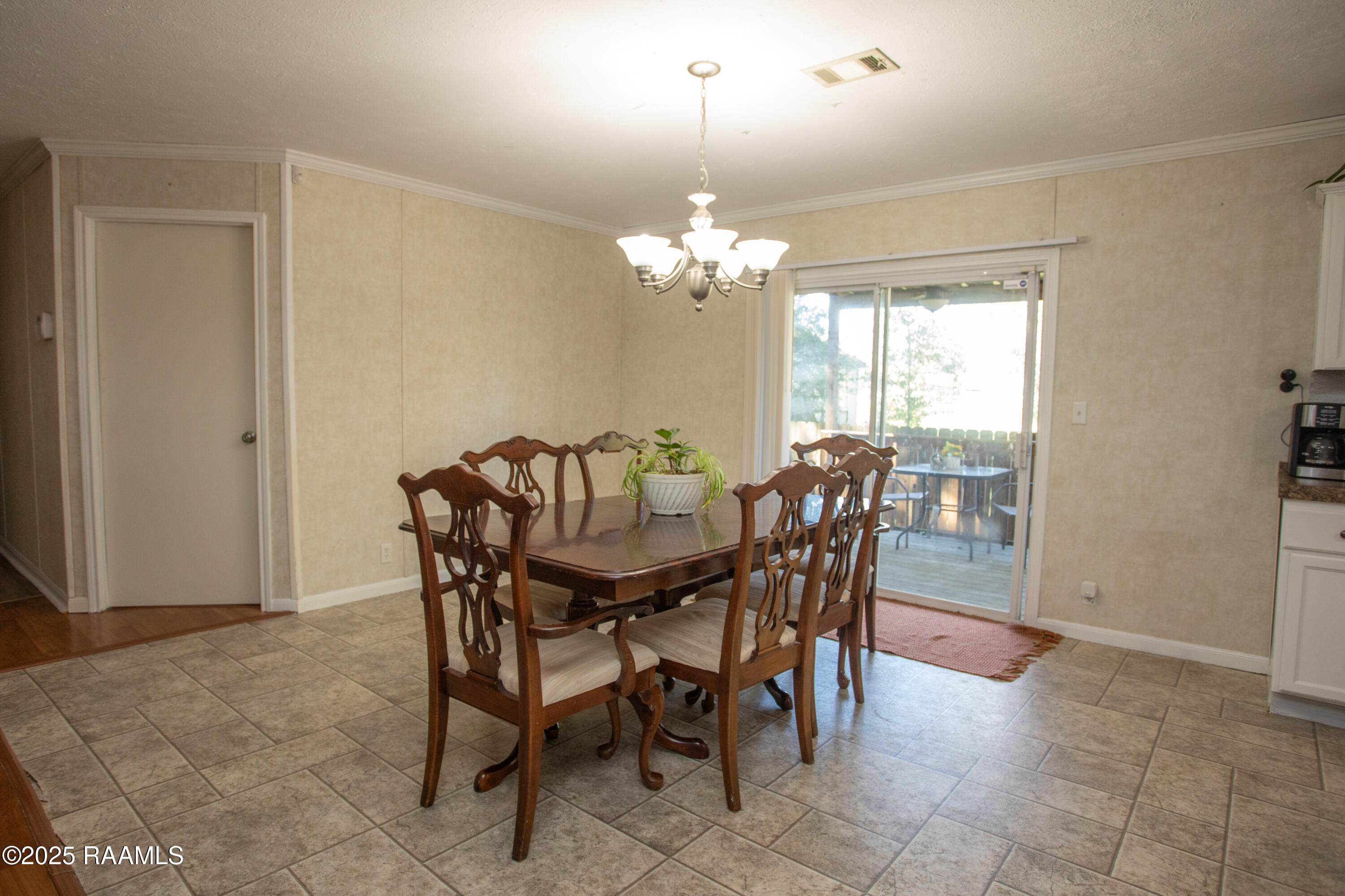 164 Dove Street Rayne, LA 70578 - Photo 9 of 29 7_164DoveSt_M410267