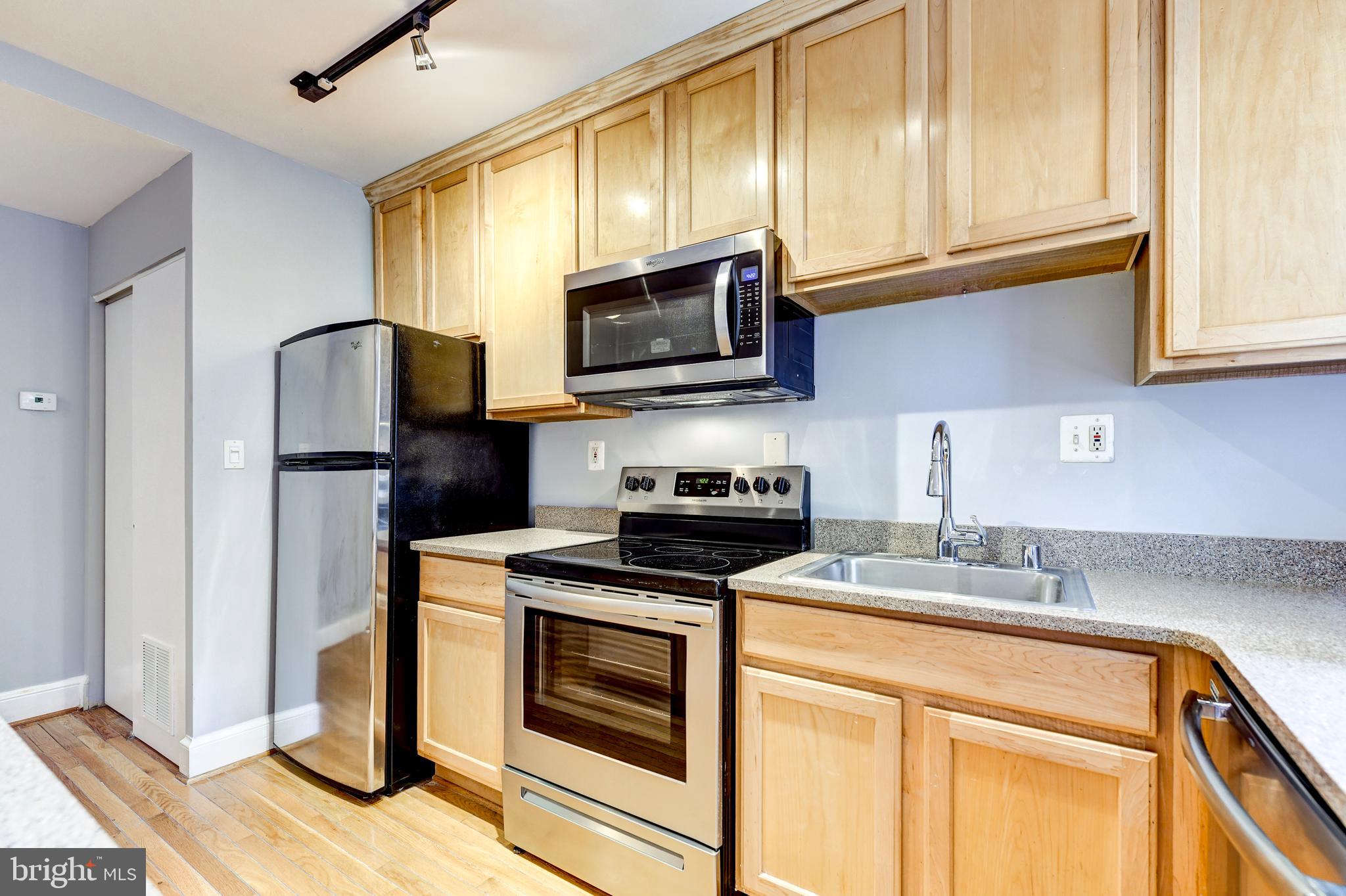 1401 Columbia Road Northwest, Unit 220 Washington, DC 20009 - Photo 16 of 39