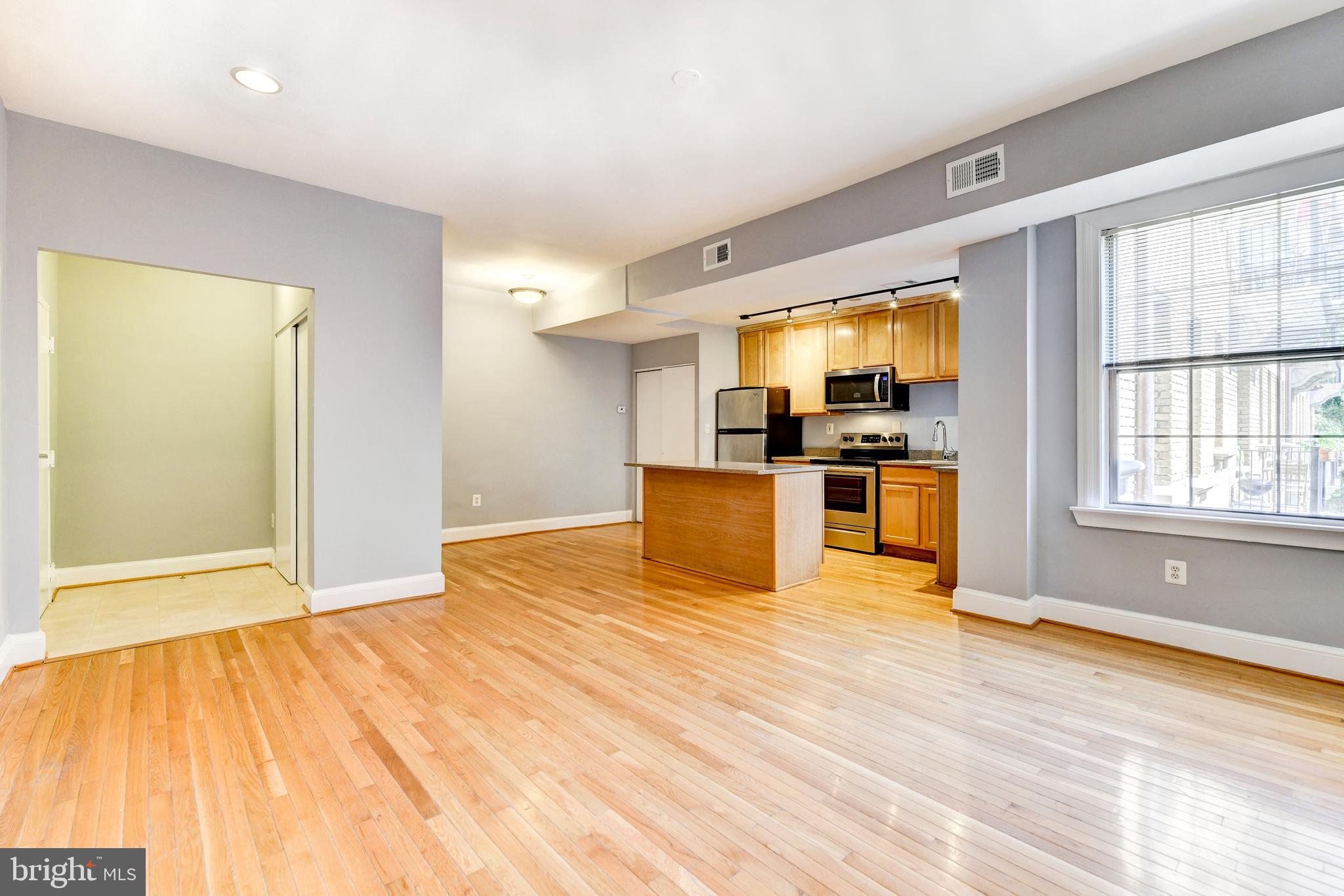 1401 Columbia Road Northwest, Unit 220 Washington, DC 20009 - Photo 21 of 39