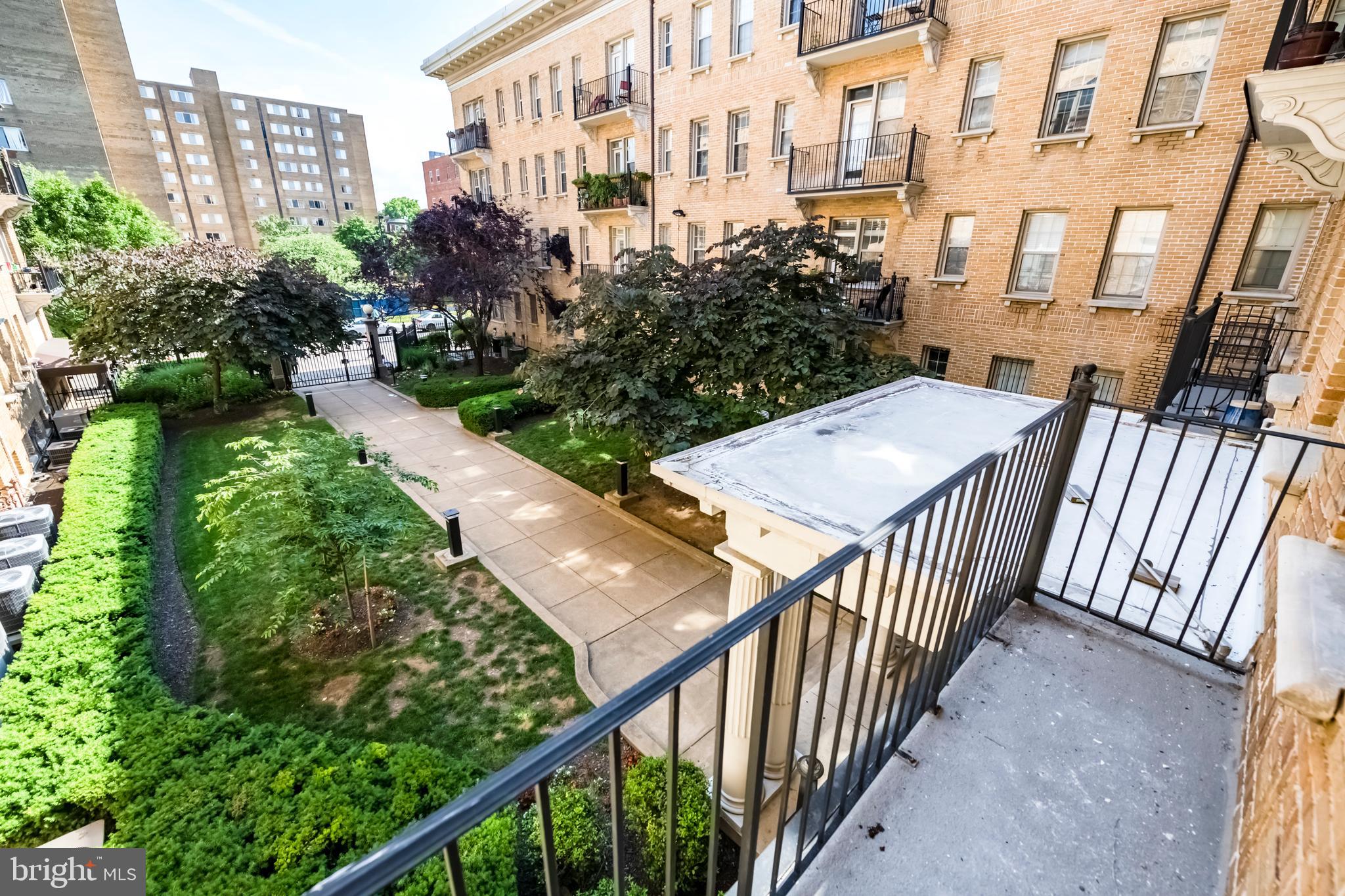 1401 Columbia Road Northwest, Unit 220 Washington, DC 20009 - Photo 22 of 39