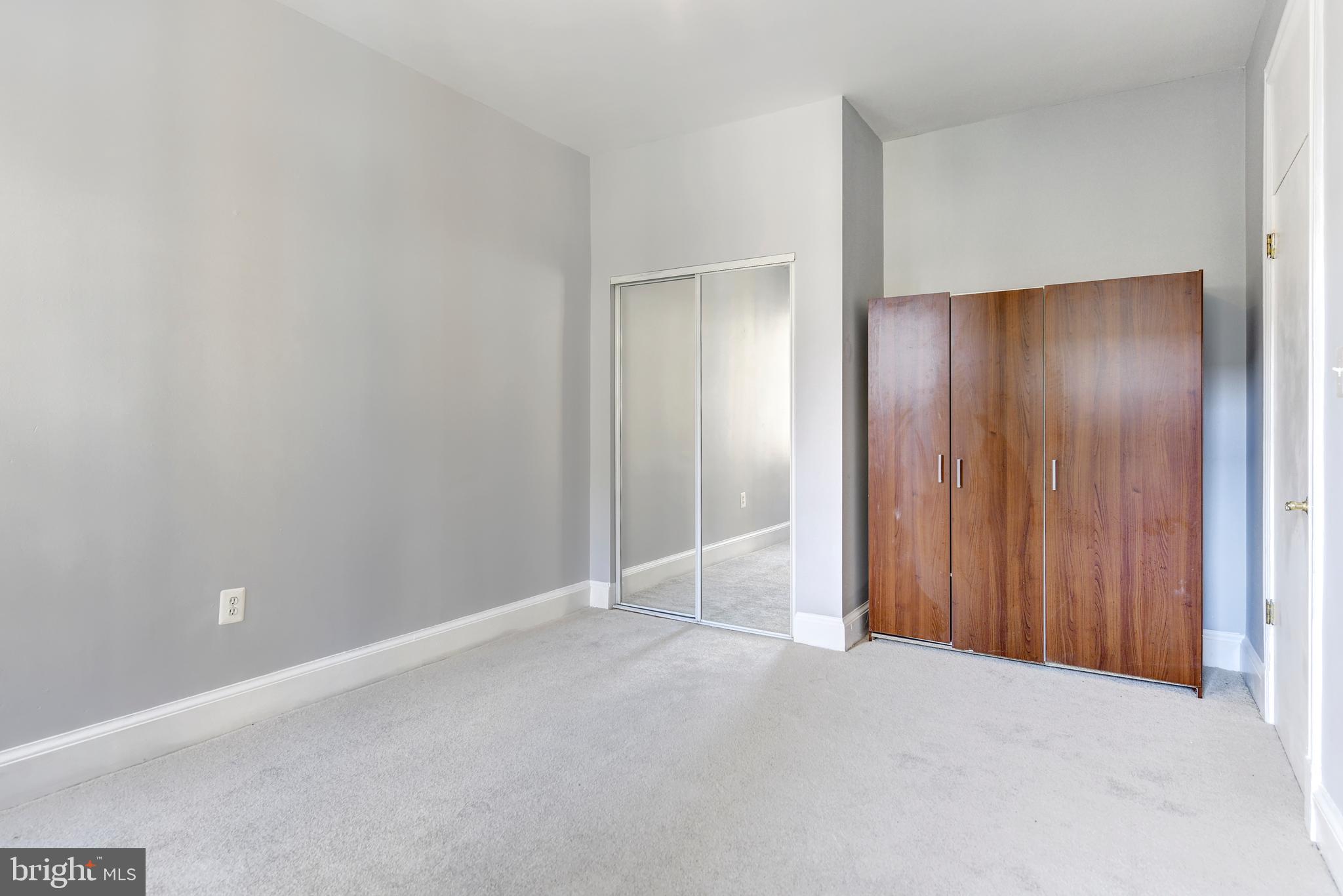 1401 Columbia Road Northwest, Unit 220 Washington, DC 20009 - Photo 28 of 39