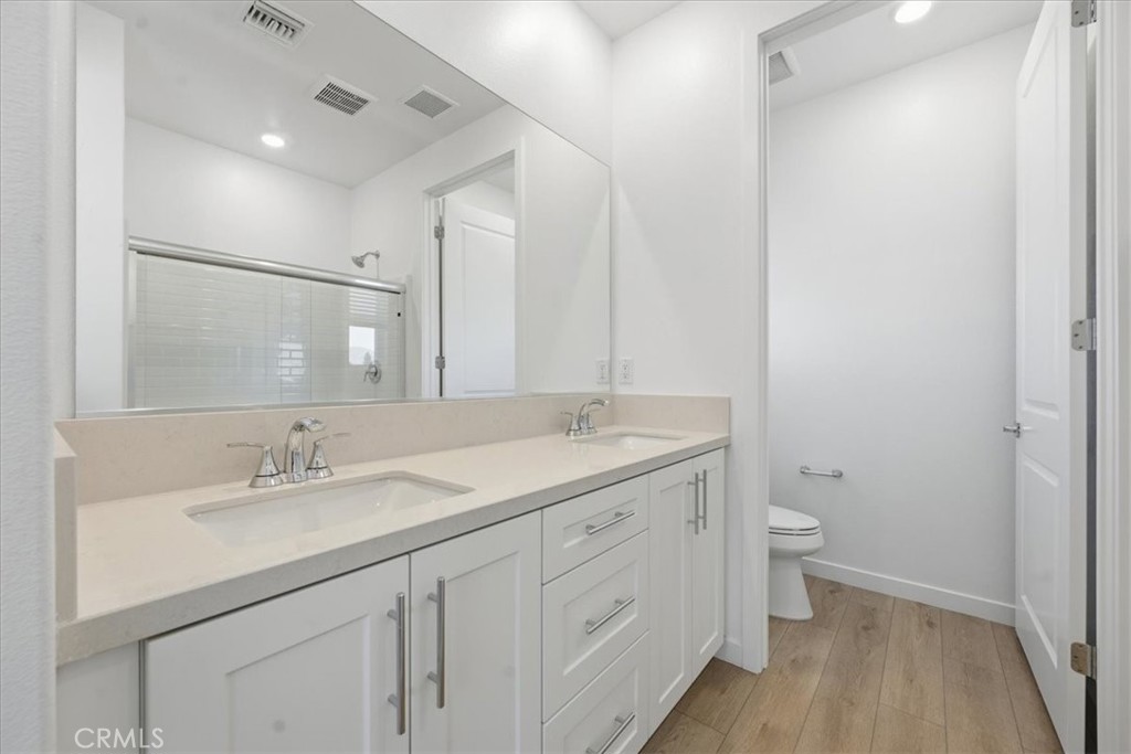 9323 Via Azul Pico Rivera, CA 90660 - Photo 16 of 28