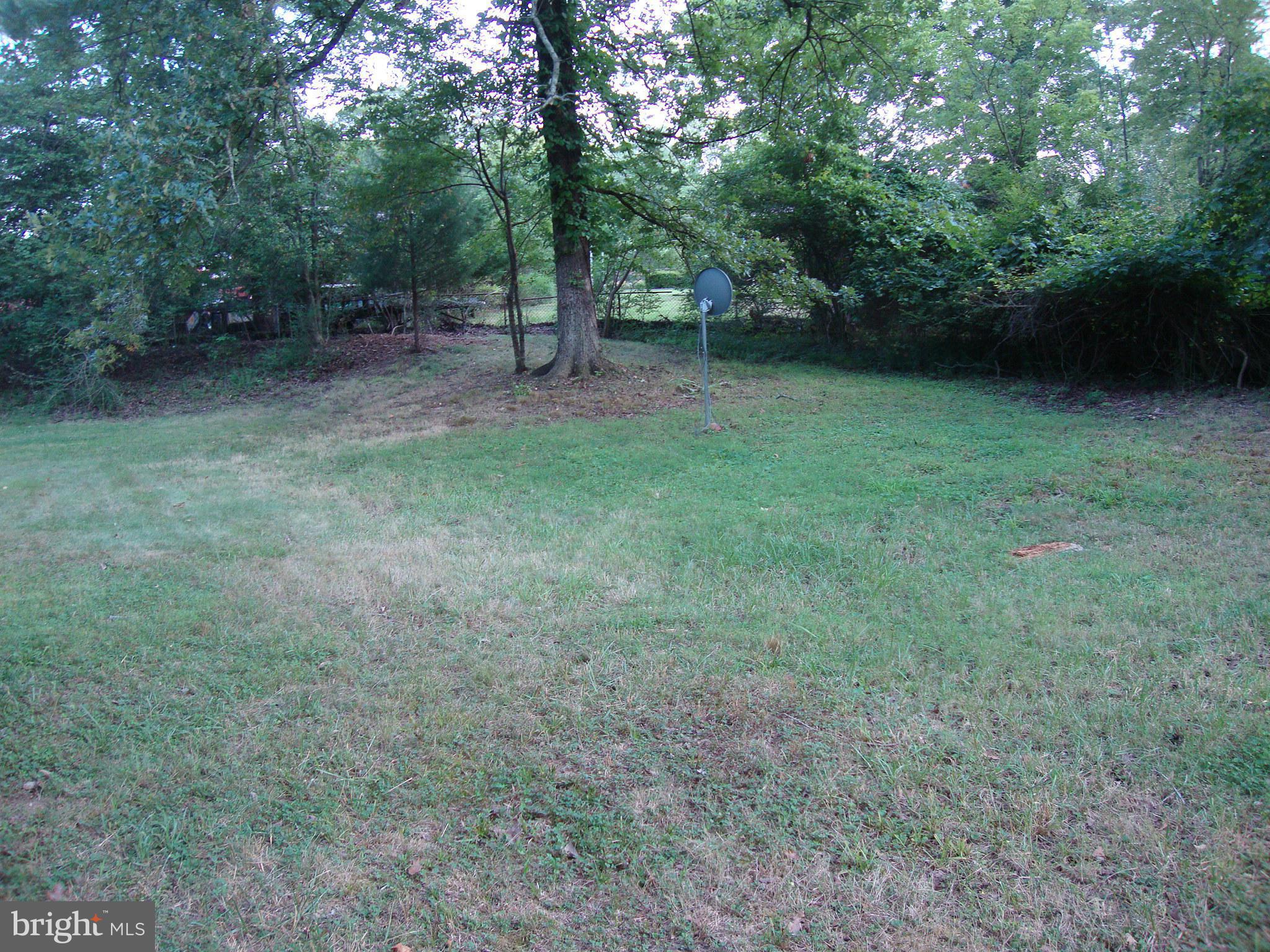 9600 Dangerfield Road Clinton, MD 20735 - Photo 16 of 30 Exterior (Rear)