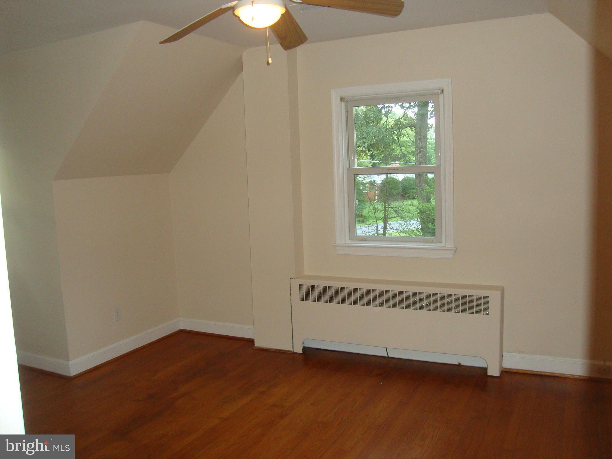 9600 Dangerfield Road Clinton, MD 20735 - Photo 18 of 30 Bedroom
