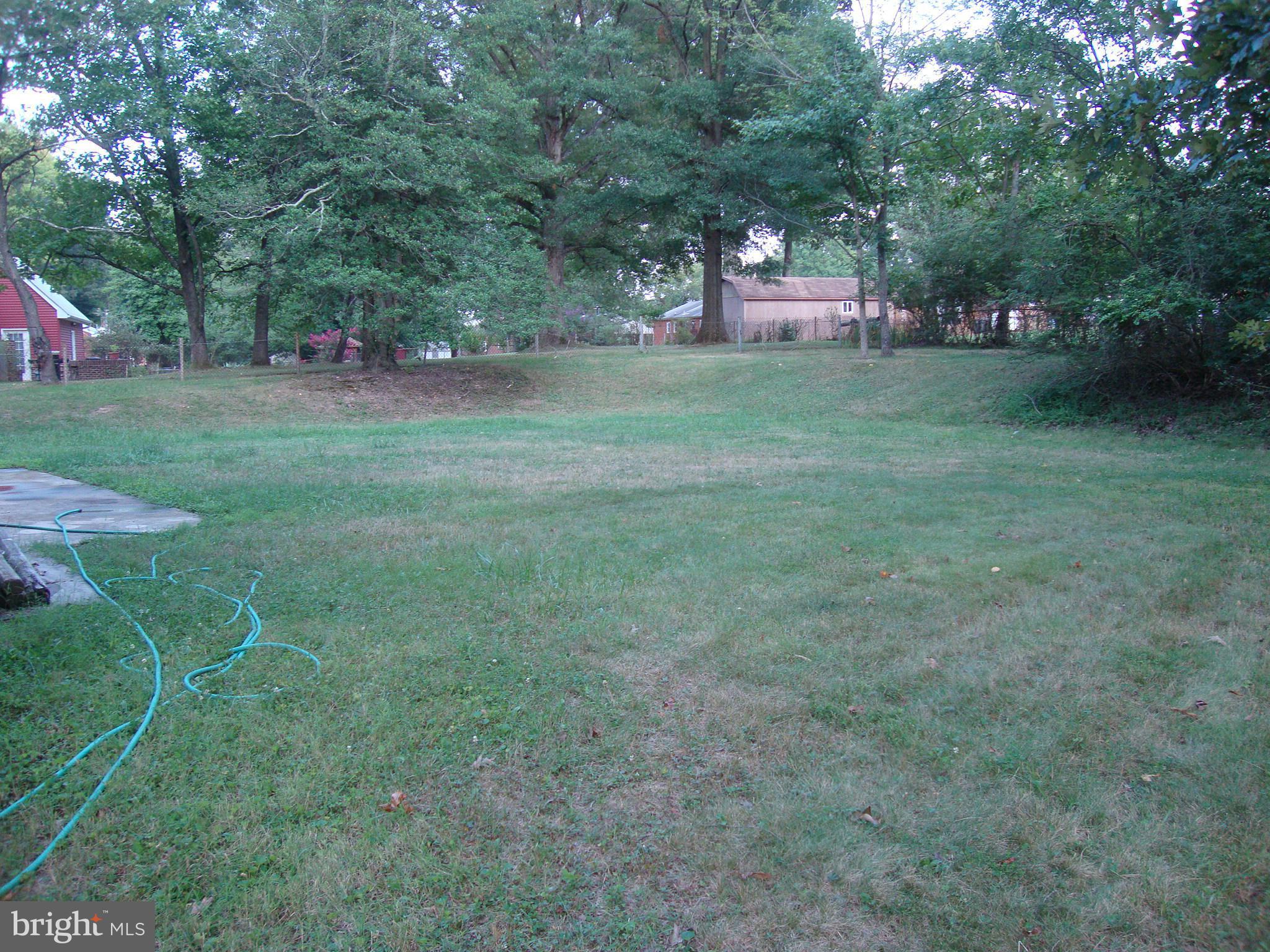 9600 Dangerfield Road Clinton, MD 20735 - Photo 25 of 30 Exterior (Rear)