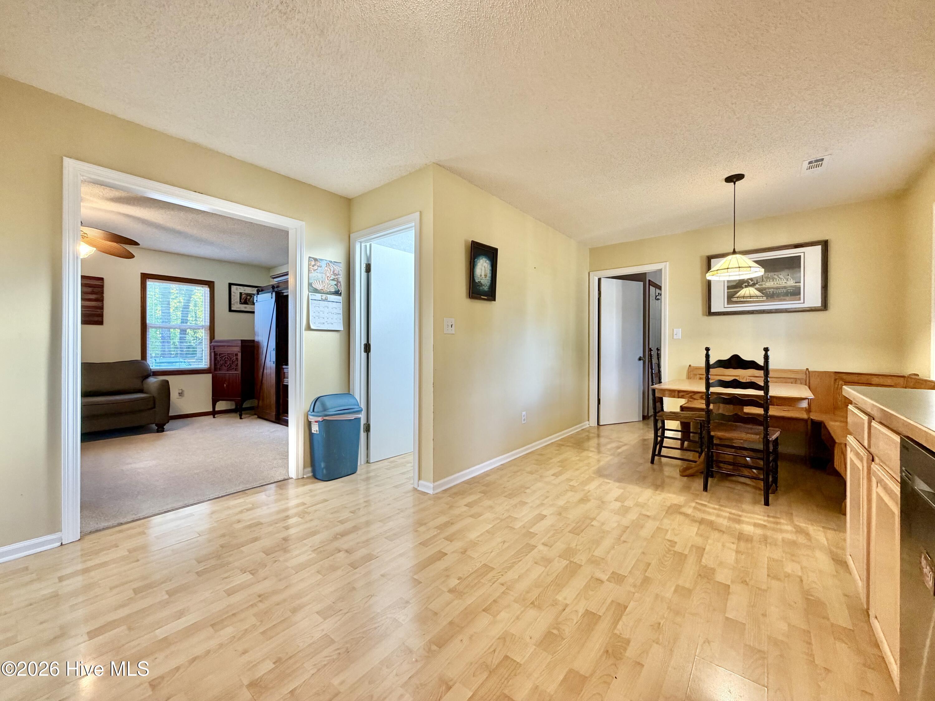 378 Country Club Road Camden, NC 27921 - Photo 12 of 30 19-Interior