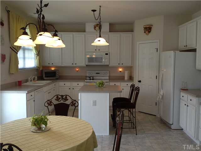 204 Bradson Road Morrisville, NC 27560 - Photo 9 of 24 Spacious kitchen with island